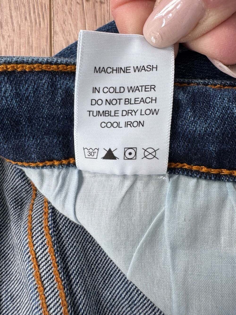 Judy Blue High Rise Dad Jeans Raw Hem Medium Wash Denim Size 13/31 - Picture 14 of 15